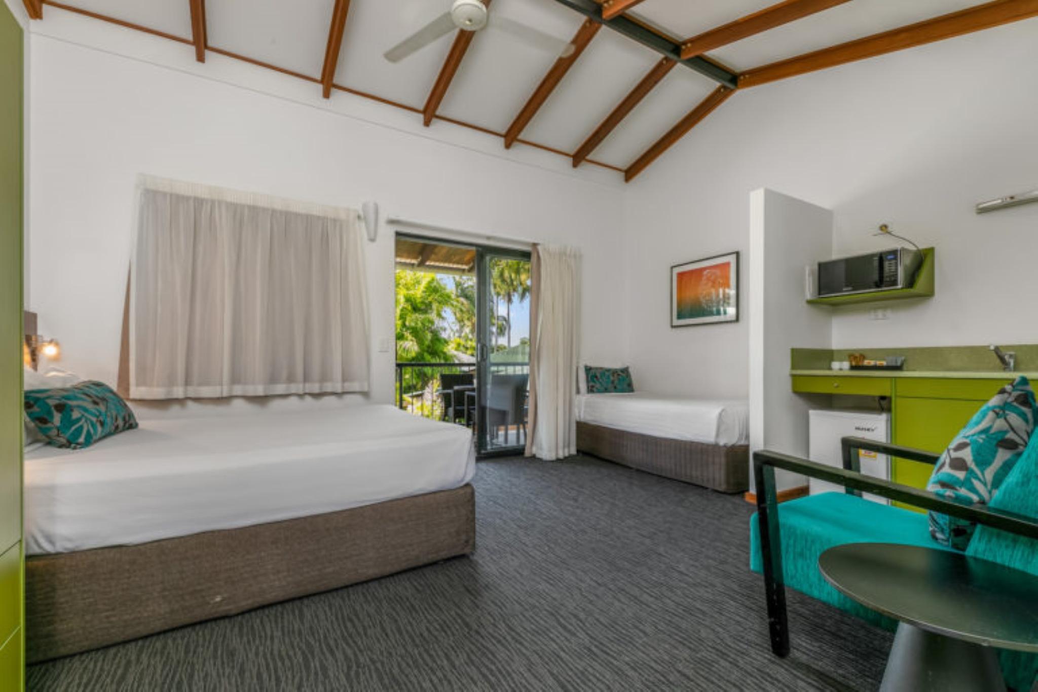 Palms City Resort Darwin Exteriör bild