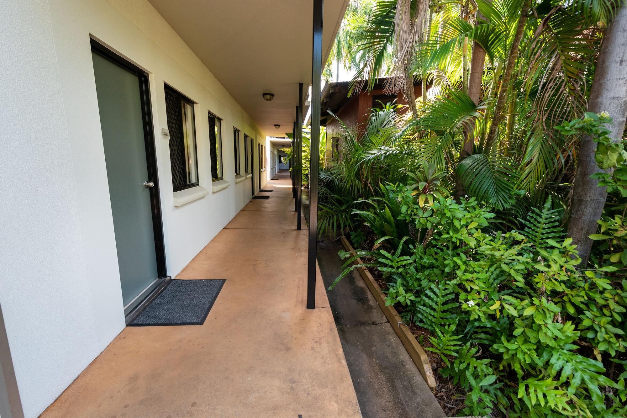 Palms City Resort Darwin Exteriör bild